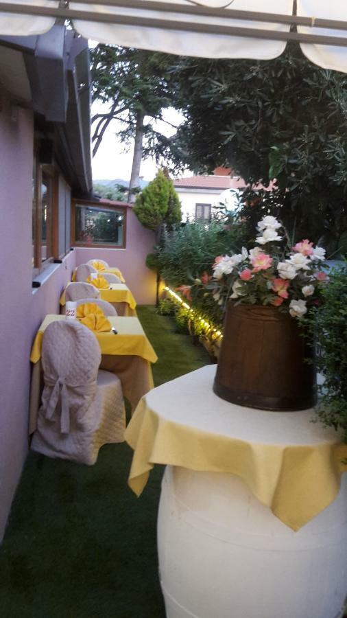 Hotel Ristorante Supersonik Acri Екстер'єр фото